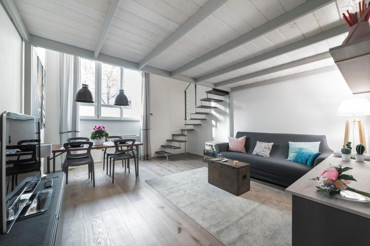 La Pampa New & Fully Refurbished Apt Lägenhet Milano Exteriör bild