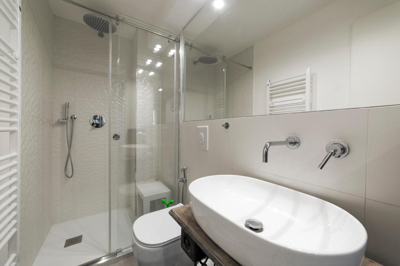 La Pampa New & Fully Refurbished Apt Lägenhet Milano Exteriör bild